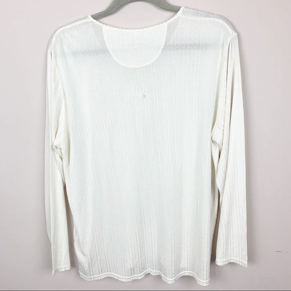 Eddie Bauer Silk Lightweight Undershirt - Picture 3 of 5